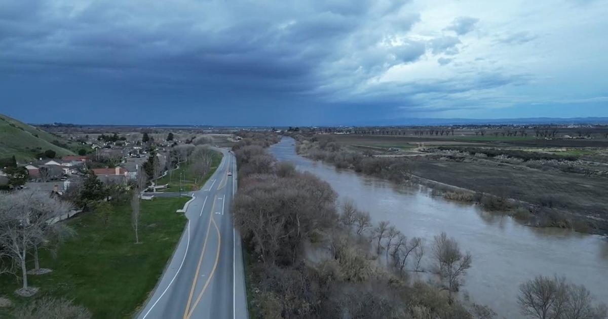 Residents in historic town of Spreckels eyeing Salinas River as it