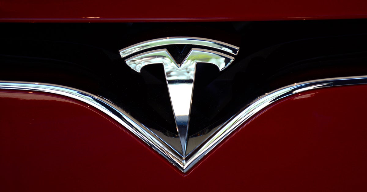 Tesla Cuts Prices Sharply as It Moves to Bolster Demand - The New York Times