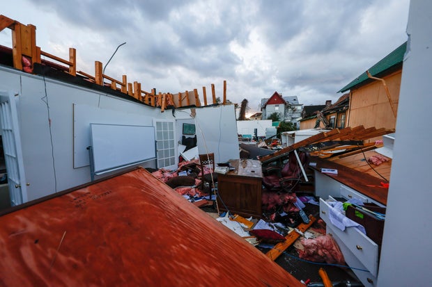 Tornado damage Selma Alabama 