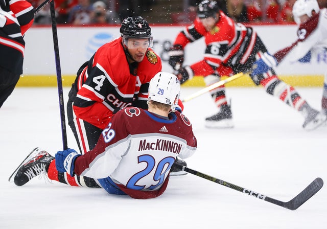 NHL: JAN 12 Avalanche at Blackhawks 