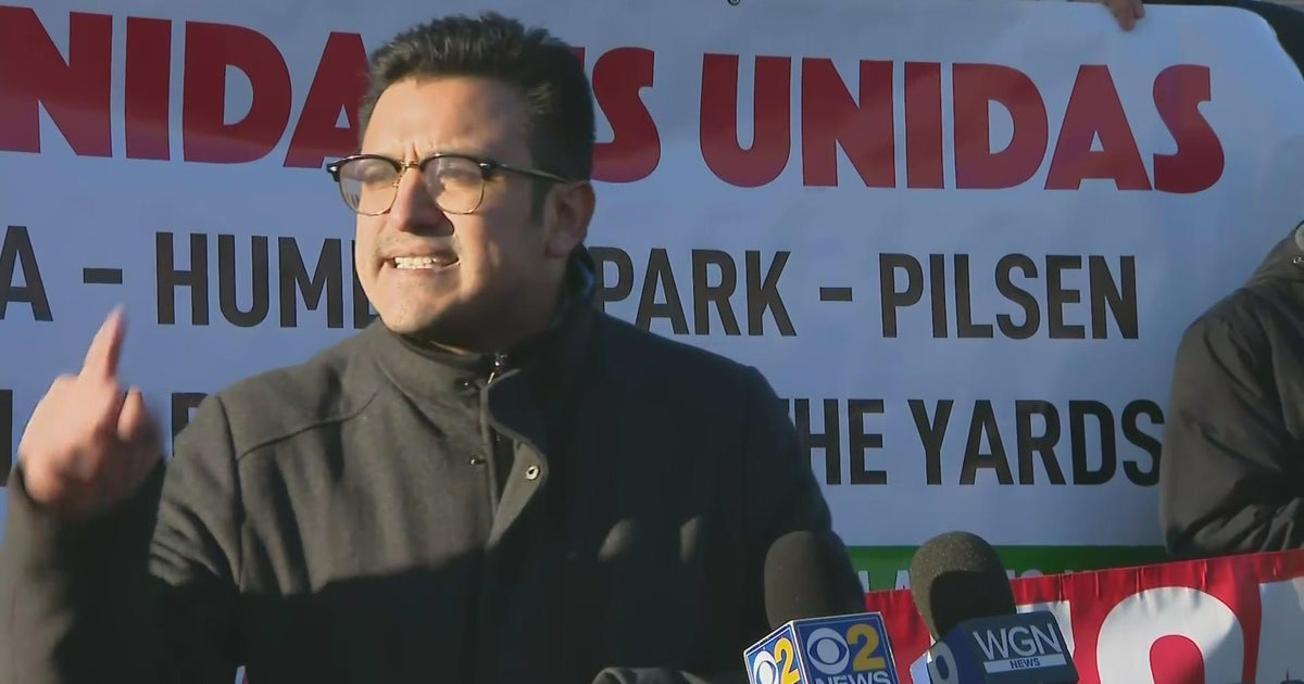 Street vendors rally in Little Village for more police protection after ...