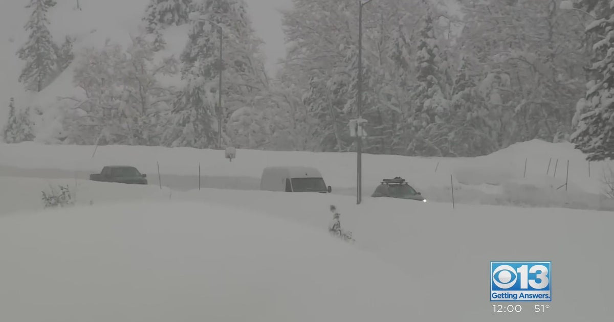 Heavy snow continues in the mountains as the valley dries out from rainfall