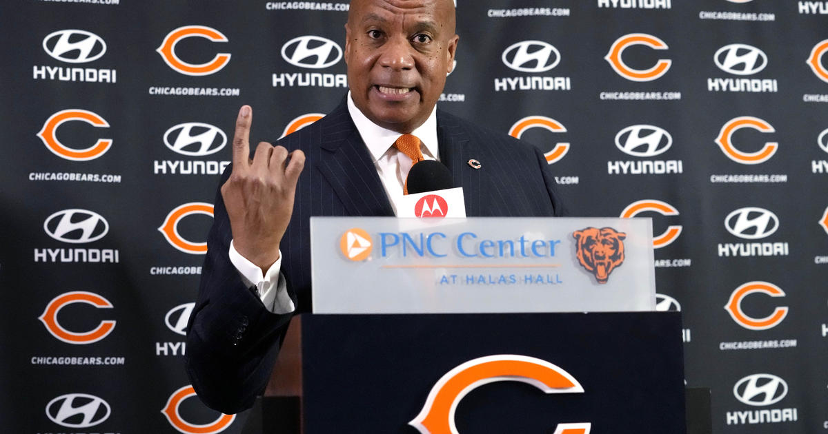 New Bears CEO Warren committed to move to Arlington Heights - CBS Chicago