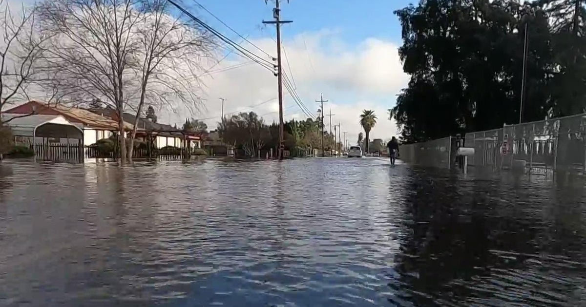 Floodwaters recede near Acampo neighborhood, but safety is still an issue - Vimarsana News