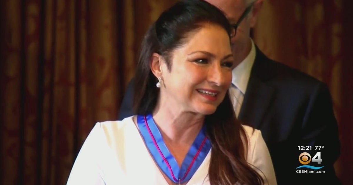 Gloria Estefan inducted into Songwriters Hall of Fame