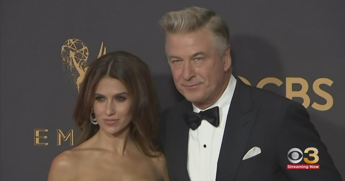 Alec Baldwin faces involuntary manslaughter charge over fatal "Rust ...