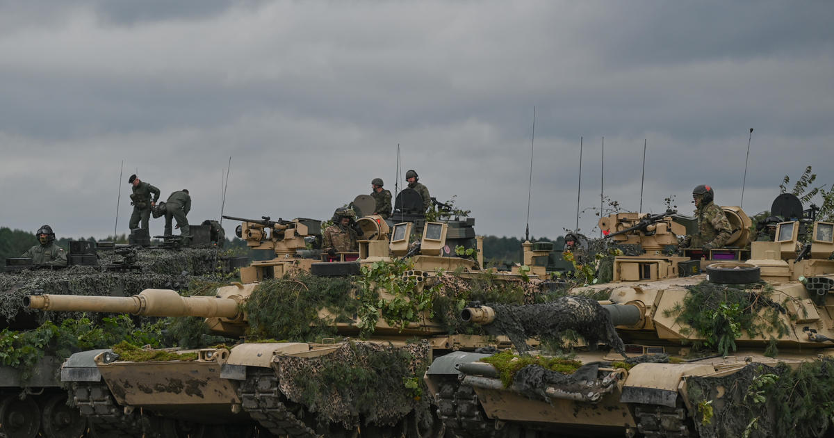 U.S. poised to send tanks to Ukraine