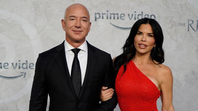 Jeff Bezos and Lauren Sanchez 