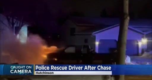 Driver in Hutchinson flees police and rams into squad car CBS Minnesota