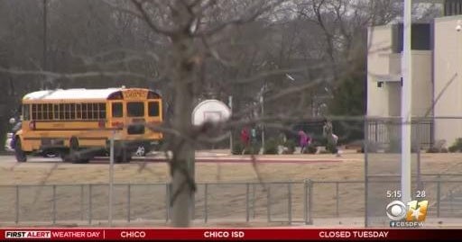 Dozens of school districts close due to winter storm - CBS Texas