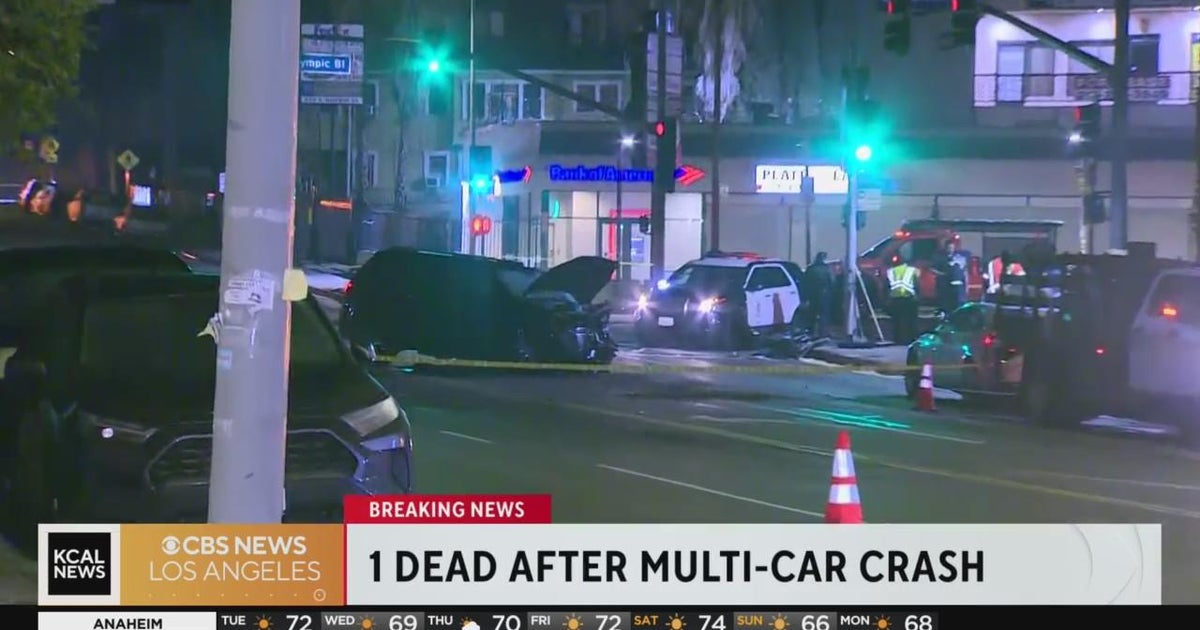 1 dead in multi-vehicle crash in Westlake - CBS Los Angeles
