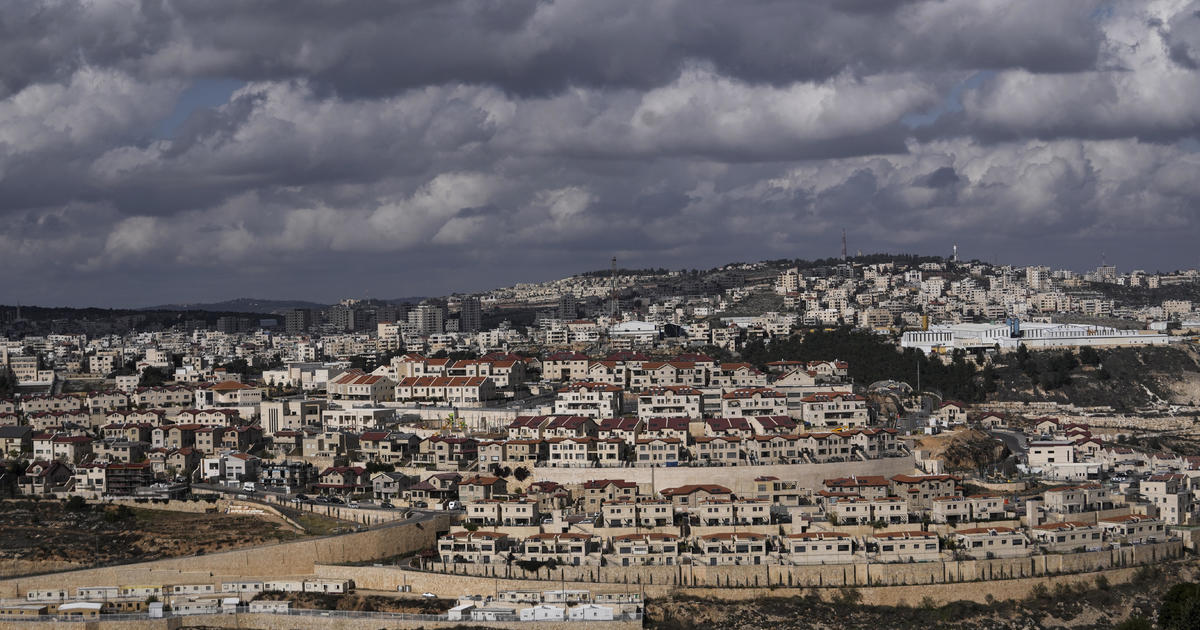 Jewish settler population in the West Bank hits a 