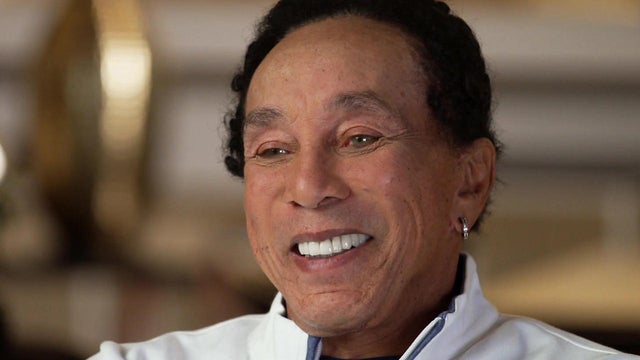 smokey-robinson-interview-b.jpg 