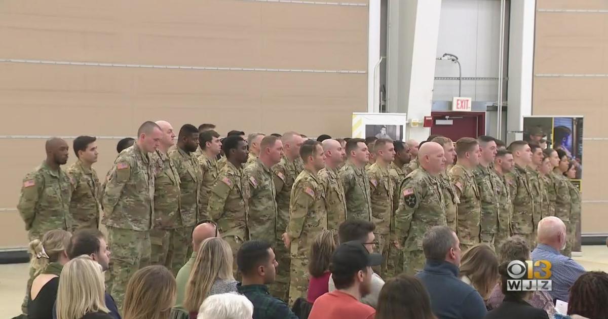 Deployment Ceremony Held As Maryland Army National Guard Aviation ...