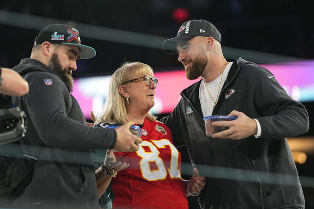 Travis and Jason Kelce family tree: Meet supermom Donna, dad Ed