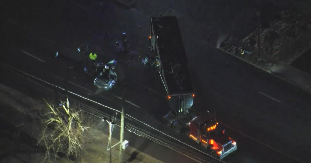 19 Year Old Dead After Tractor Trailer Crash On County Line Road Cbs Philadelphia 0409