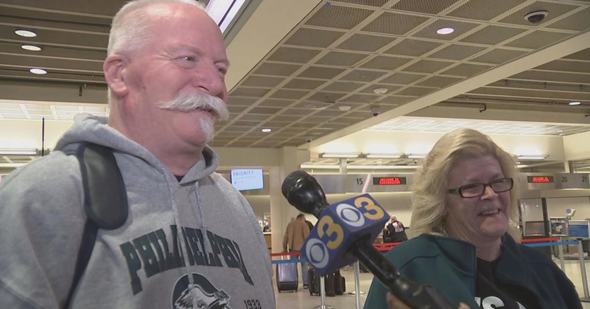 Eagles fans soaking up all that Phoenix and the Super Bowl Experience has  to offer