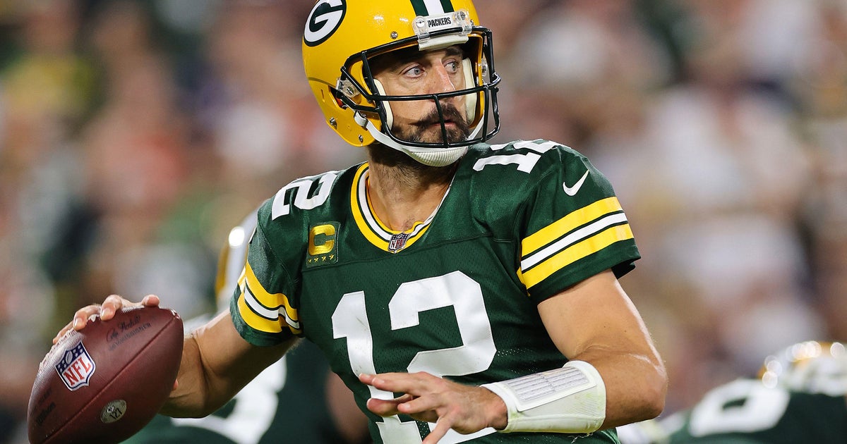 Aaron Rodgers will undertake four-day "darkness retreat" to consider ...