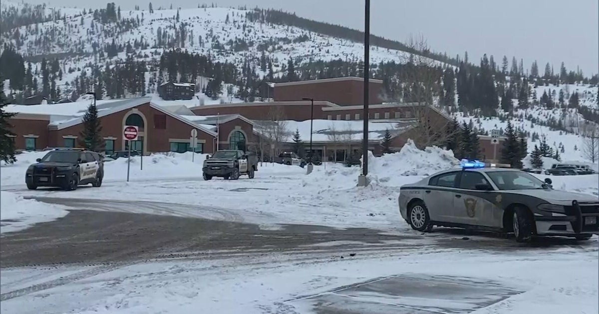 Summit High School parents frustrated with communication during lockdown CBS Colorado