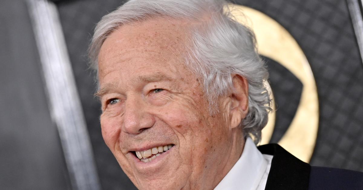 Robert Kraft named finalist for 2023 Class of Pro Football Hall of