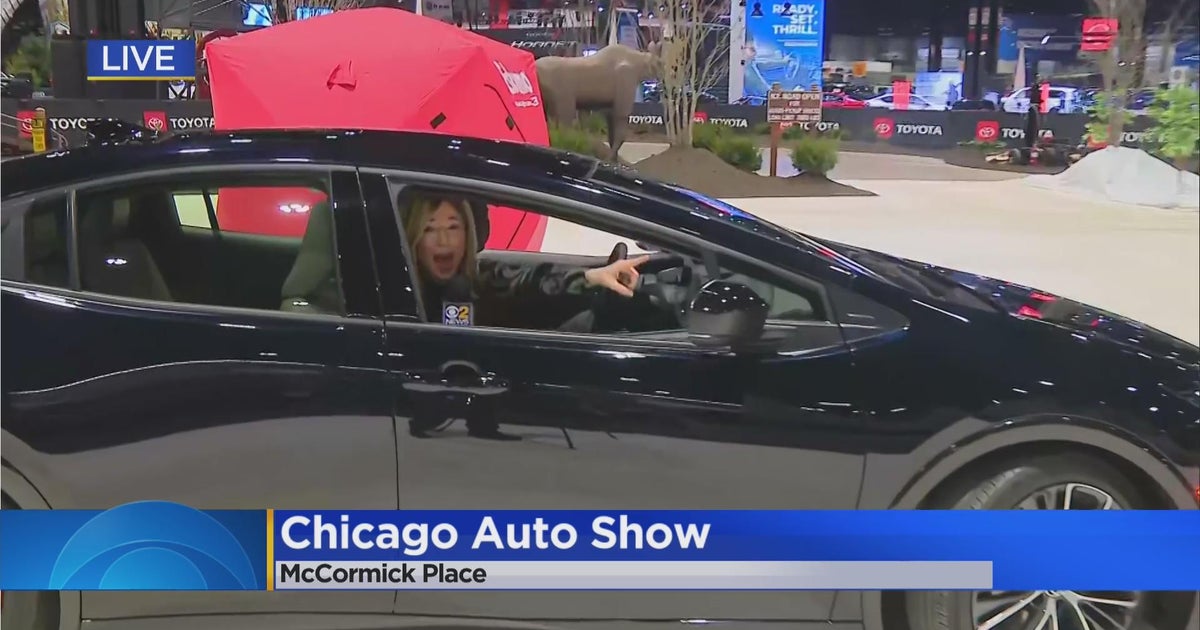 Test drive the latest Toyota Prius at the Chicago Auto Show - CBS Chicago