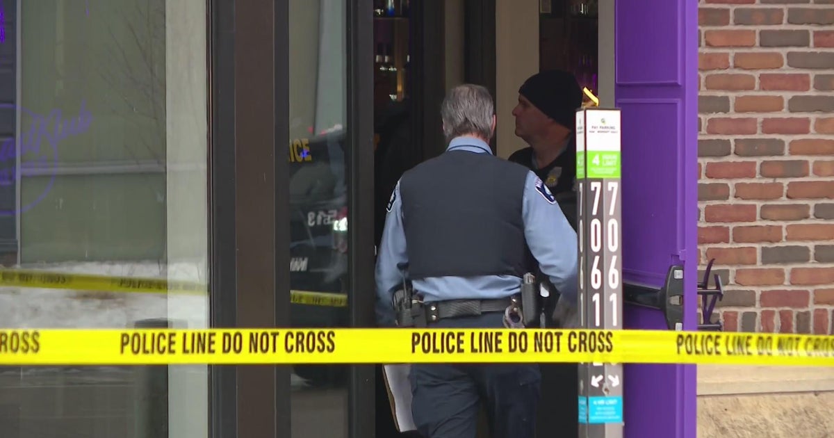 2 men injured in Uptown restaurant shooting - CBS Minnesota