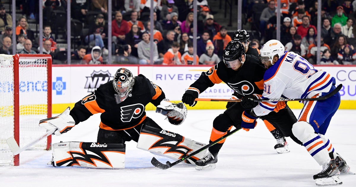van Riemsdyk, Hart lead Flyers to shootout win over Oilers - Vimarsana News