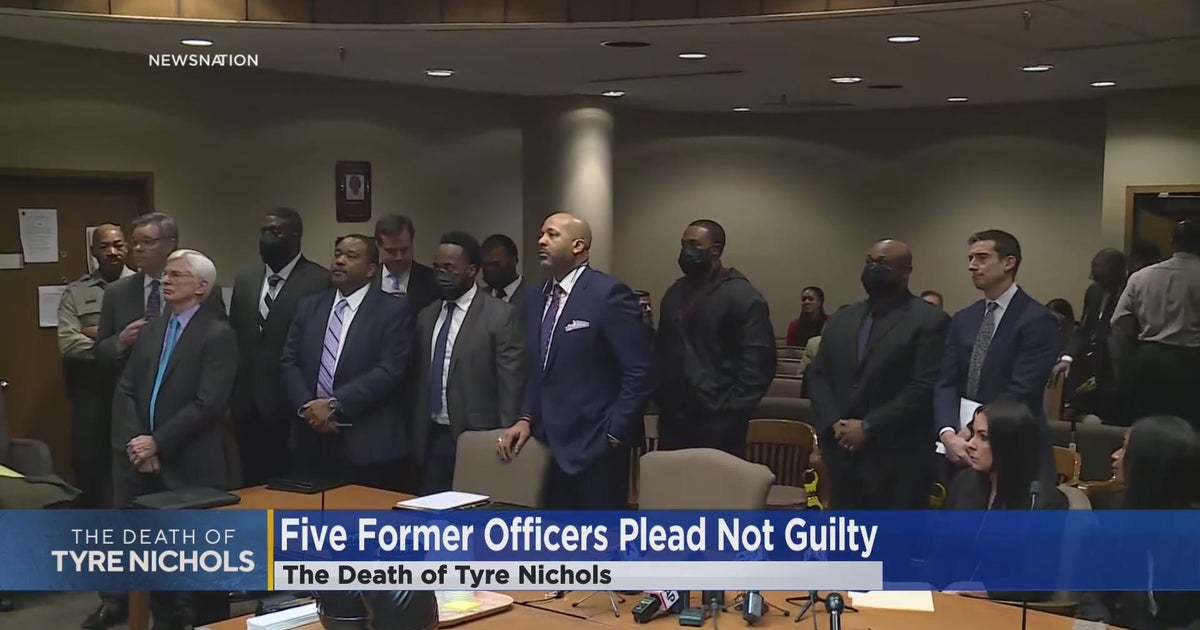 5 former Memphis officers plead not guilty in Tyre Nichols' death - CBS ...