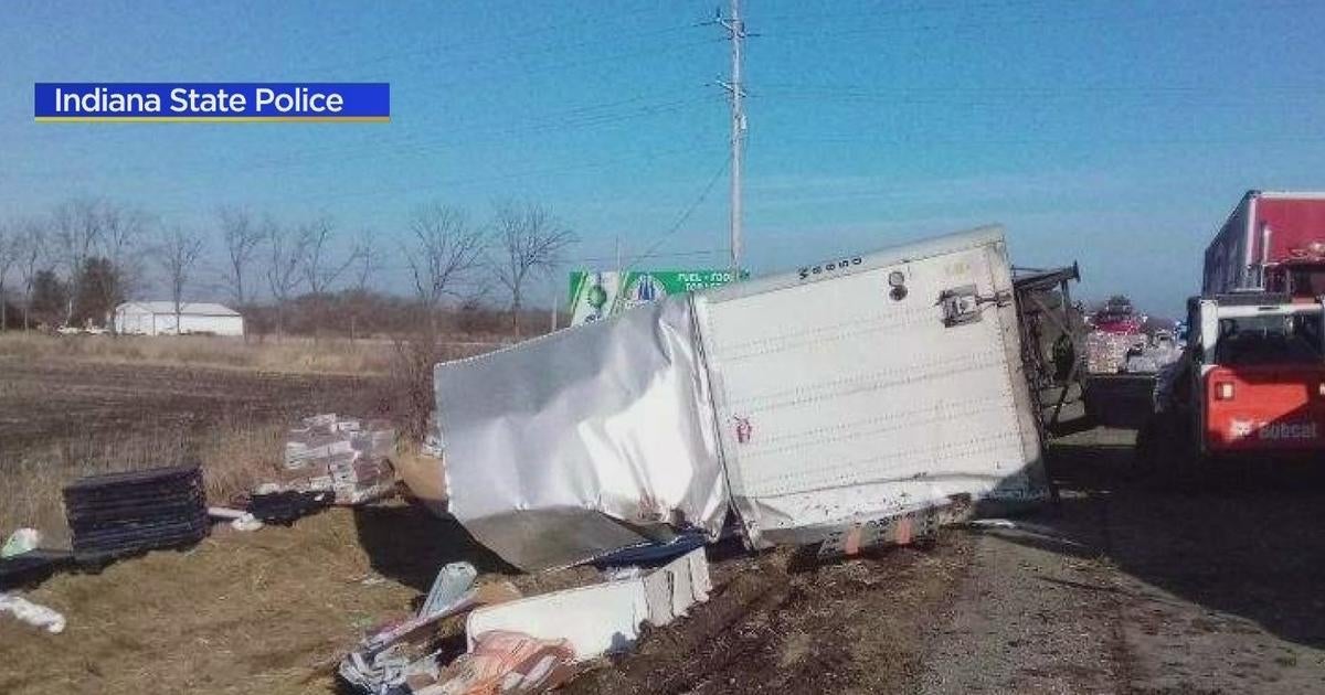 Truck Spills 40000 Pounds Of Mail On Highway In Indiana Cbs Chicago 7428