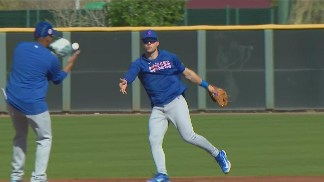 Cubs' Nico Hoerner moves from shortstop to second base - CBS Chicago