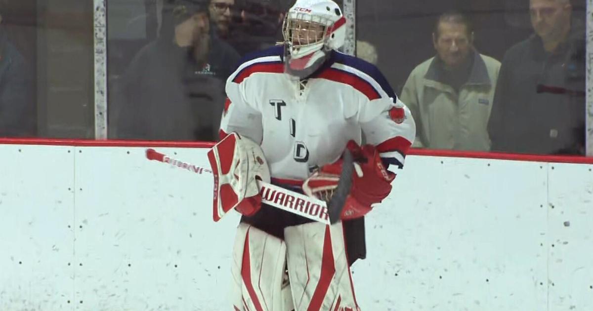 Massachusetts high school hockey goalie excelling on ice despite severe vision loss