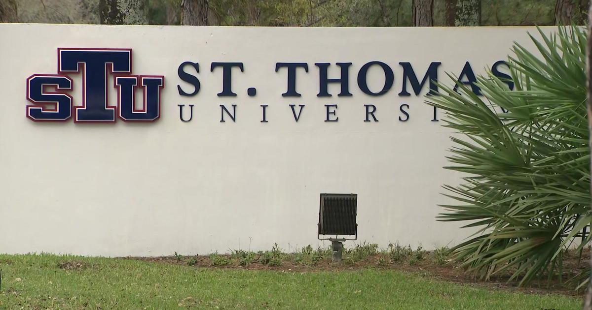 St. Thomas University Crest - St Thomas University