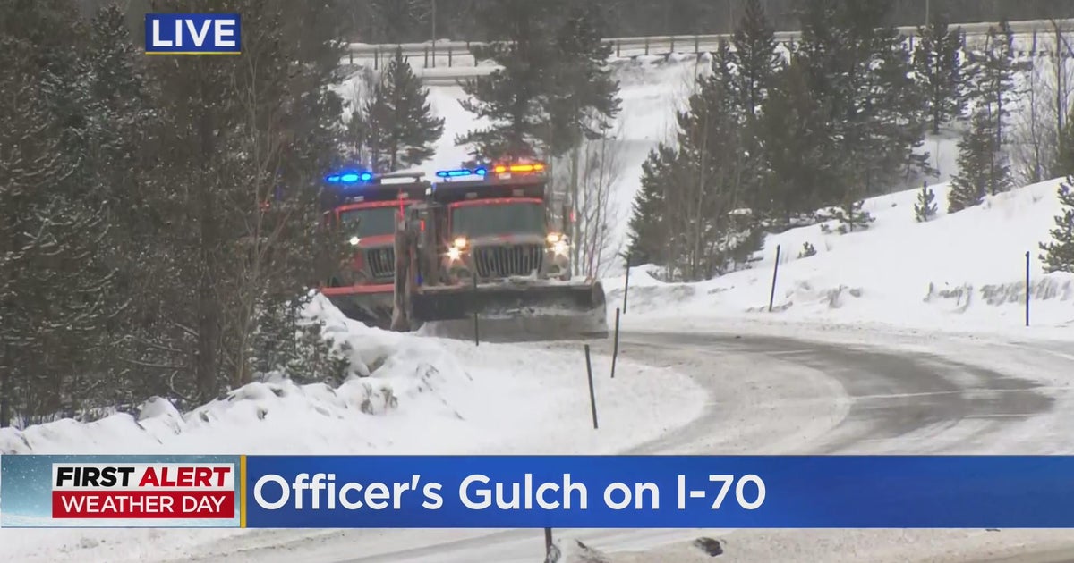 Snow makes travel difficult along I-70 mountain corridor - CBS Colorado
