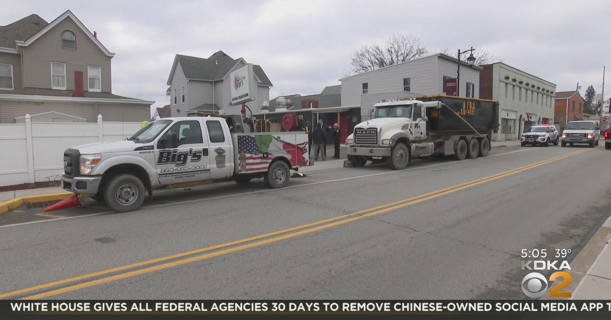 Man crushed between 2 trucks in East McKeesport CBS Pittsburgh