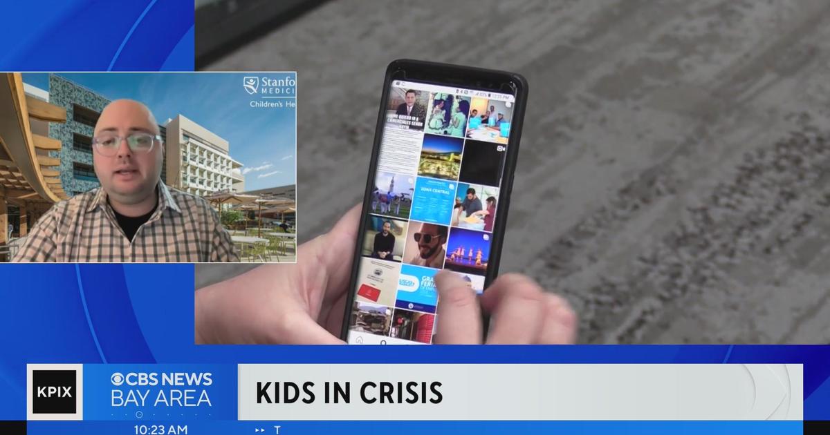 Kids in Crisis:  Should you keep your pre-teen off social media