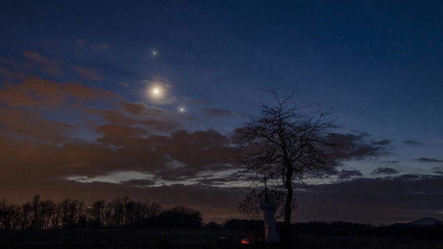 Jupiter, Moon and planet Venus observed near Salgotarjan, Hungary - 22 Feb 2023 