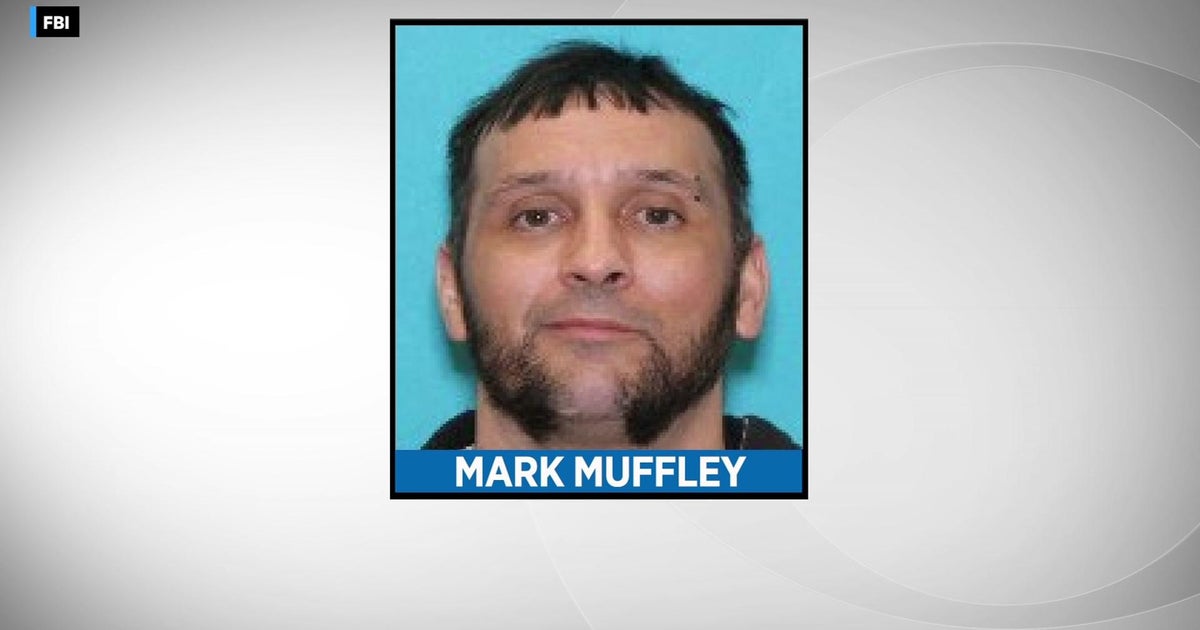 Explosive identified in bag at Pennsylvania airport, man headed to Florida
