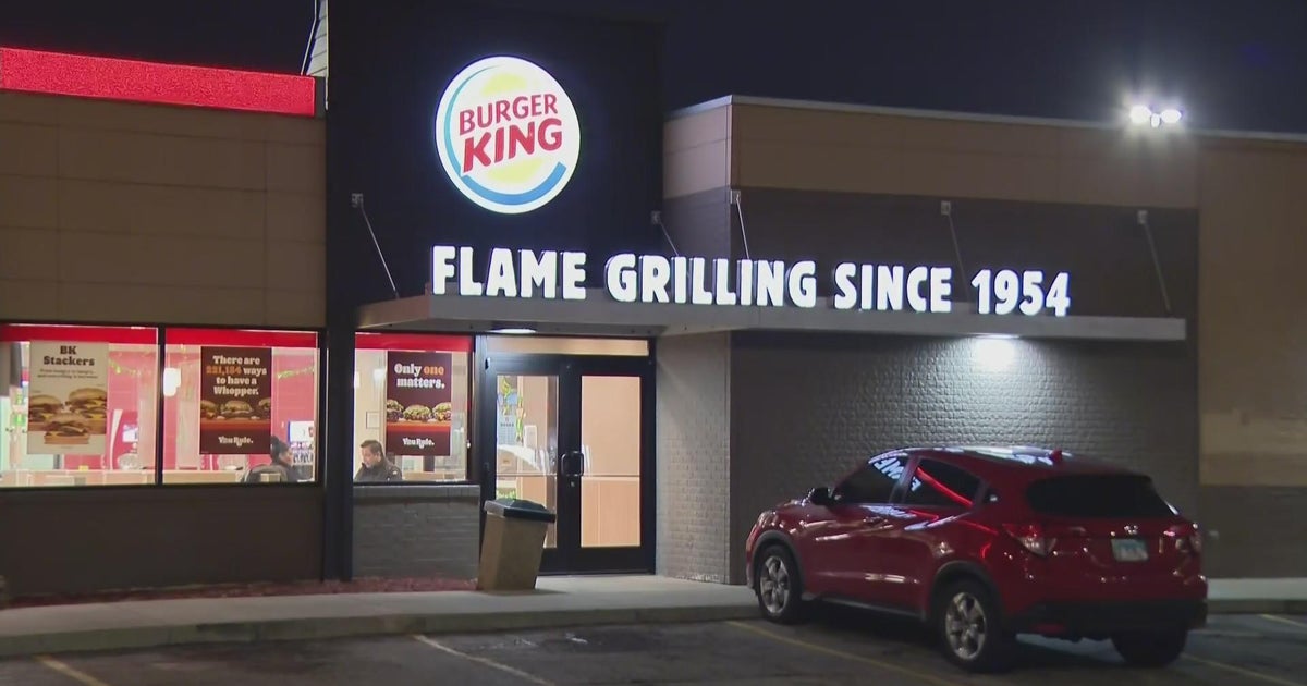 Police investigate burglary at McKinley Park Burger King CBS Chicago