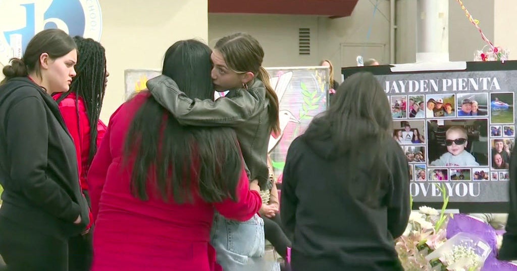 Santa Rosa grieves, grapples with school violence following stabbing ...