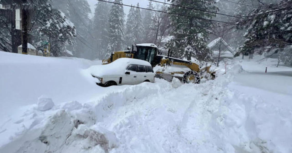 Severe weather slams U.S. as California digs out of heavy snow