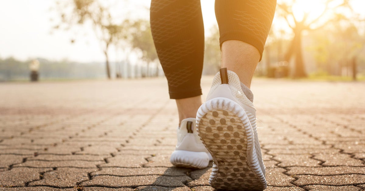 Is It Just Me, Or Is There a Barefoot Fitness & Walking Trend Happening  Right Now