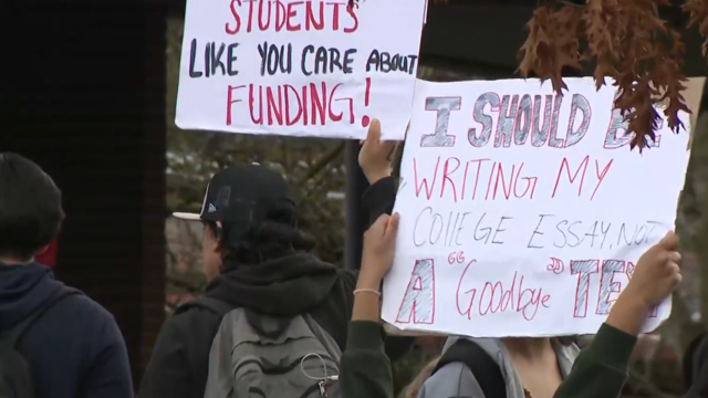 santa-rosa-montgomery-protest.png 