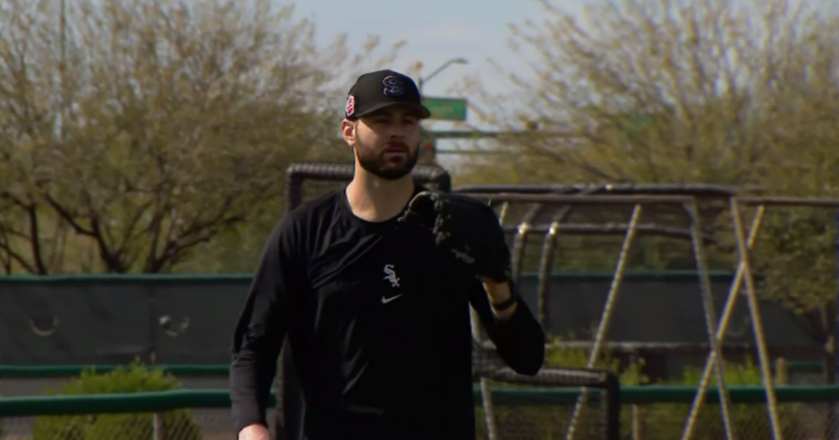 White Sox spring notes: Lucas Giolito is all muscly and huge now