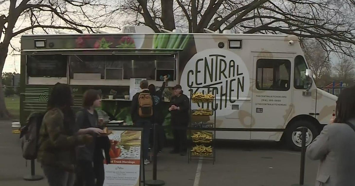 Sacramento City Unified kicks off National School Breakfast week with food truck