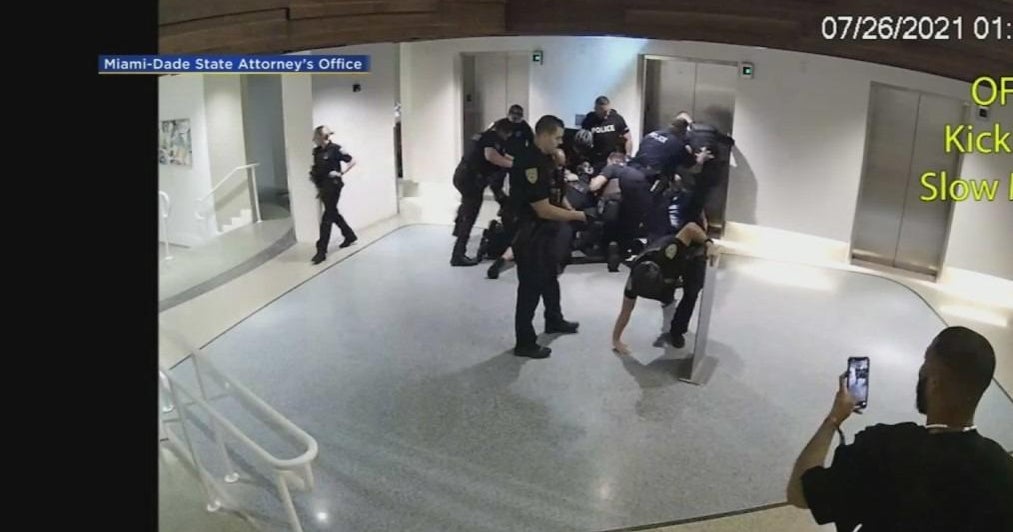 Guilty verdict in battery trial of Miami Beach police officer - CBS Miami