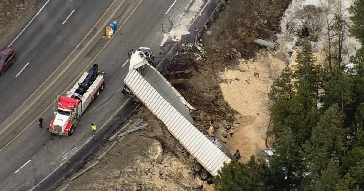 highway-285-partially-open-at-parmalee-gulch-road-after-semi-rollover