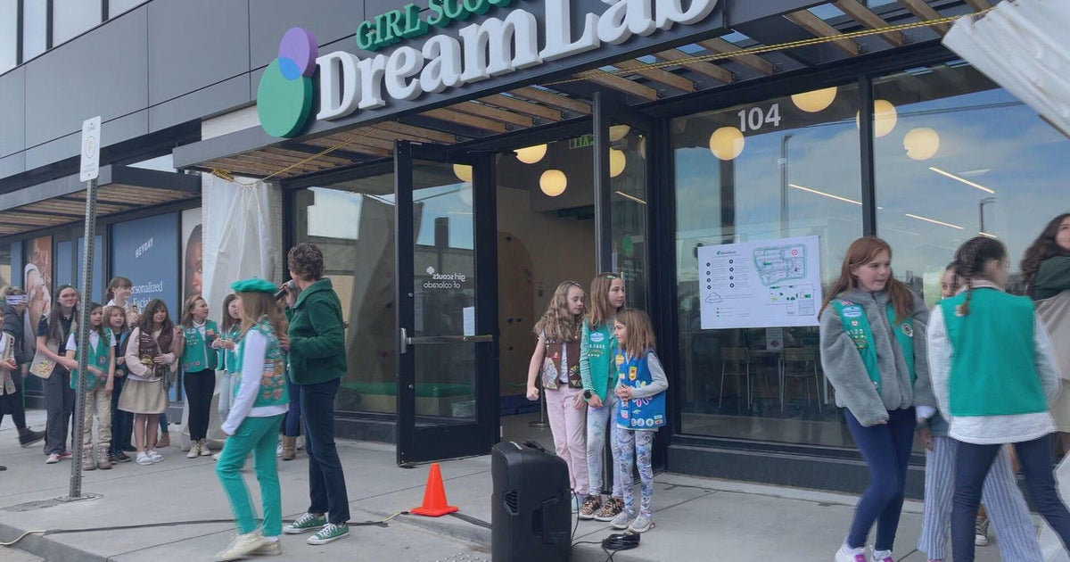 Colorado girl scouts introduce nation's first "DreamLab" a place where many can create and