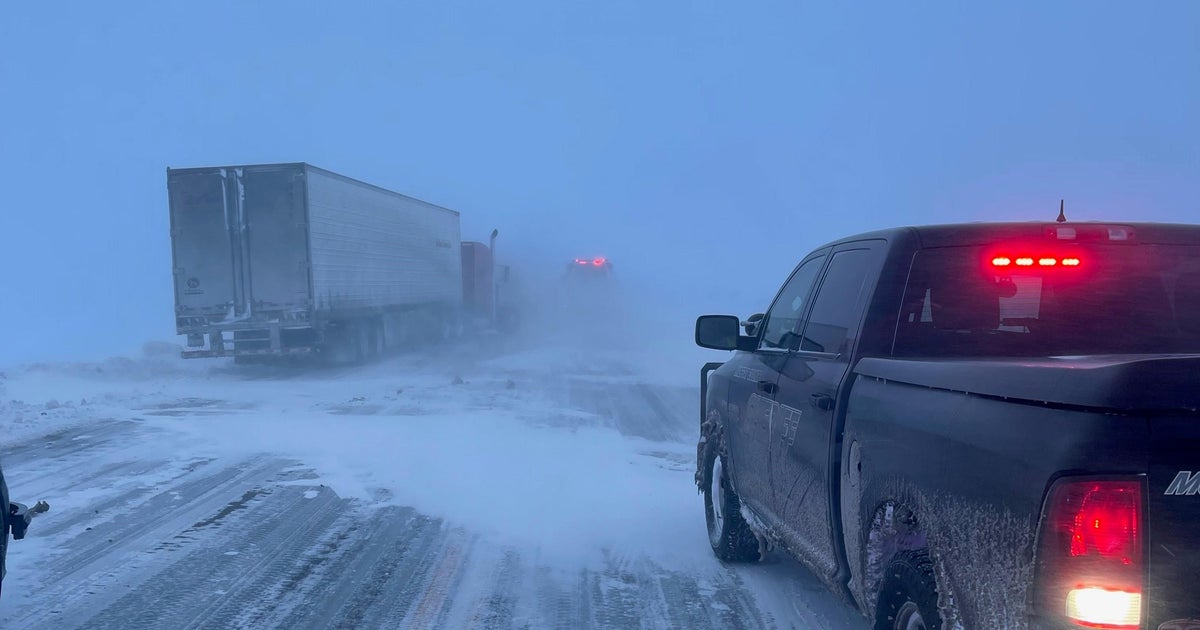GPS led Vehicles Avoid Wyoming Highway Closures Get Stuck In Colorado gps-led-vehicles-avoid-wyoming-highway-closures-get-stuck-in-colorado
