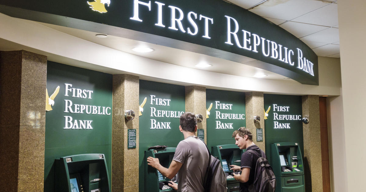 First Republic Bank shares plummet as banking fears spread