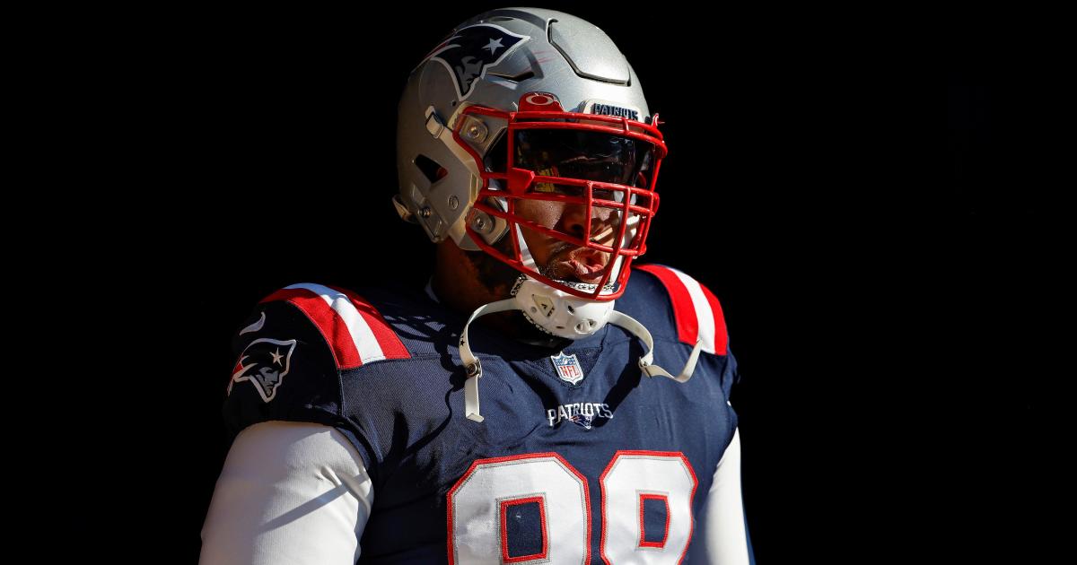 New England Patriots Reportedly Re-Signing Veteran Defensive Tackle Carl  Davis - Sports Illustrated New England Patriots News, Analysis and More